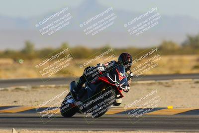 media/Dec-09-2023-SoCal Trackdays (Sat) [[76a8ac2686]]/Turn 15 Set 1 (230pm)/